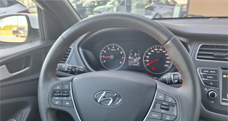 Hyundai i20 cena 49800 przebieg: 43191, rok produkcji 2019 z Bobolice małe 211